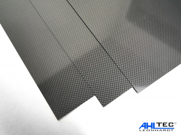 Carbon Platte - Leinen Hochglanz - 480 x 280 mm 0,5 mm